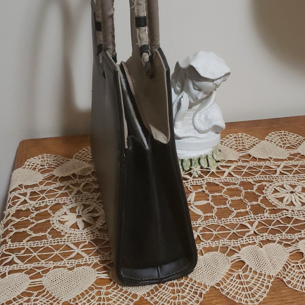 Purse - Picture 6 of 8